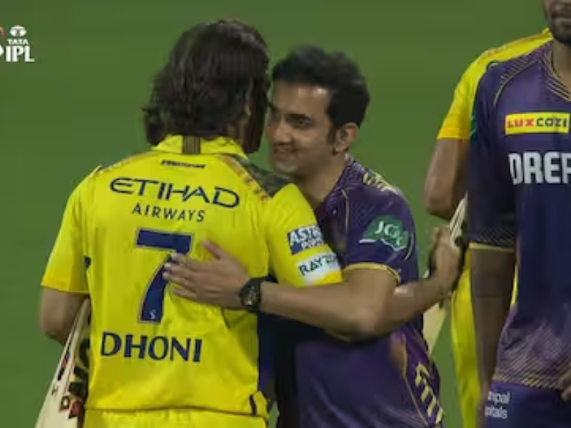 CSK vs KKR IPL 2024 Gautam Gambhir Hug Dhoni After Lost Of Kkr Video Goes Viral