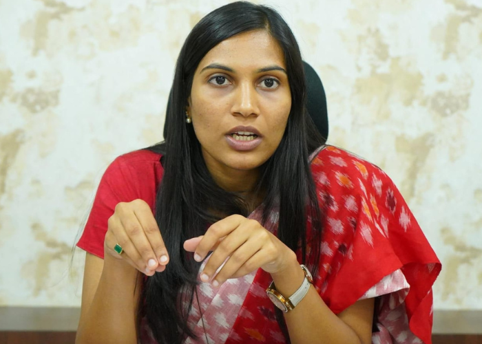 Warangala Collector Pravinya