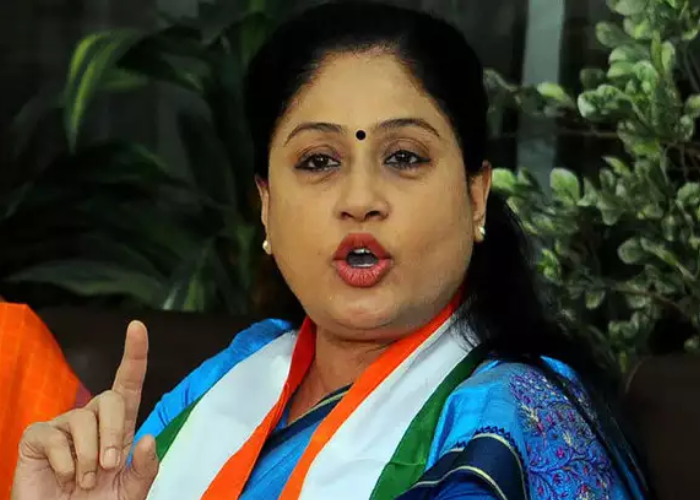 Vijayashanti fired on bjp