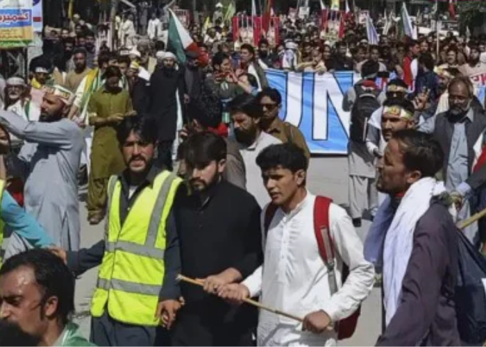 pok fires pakistan