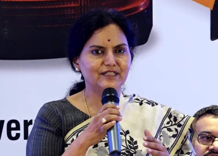 cs shanti kumari