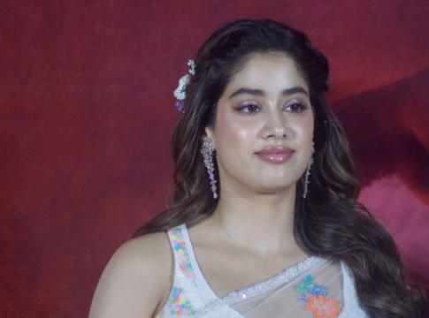 New Complications For Actress Janhvi Kapoor