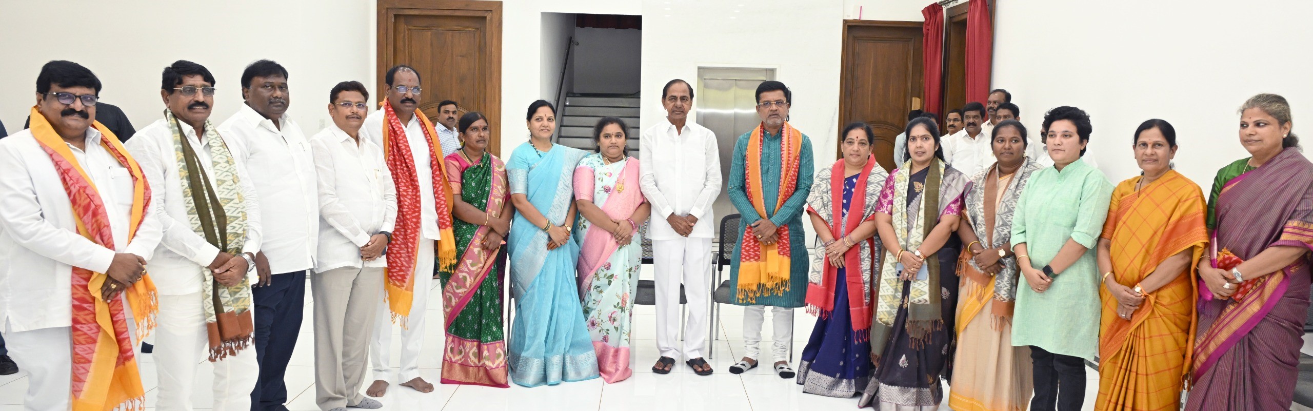 kcr at farmhouse