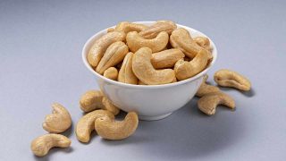 all you need to know about benefits of cashews