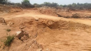 Sand Mafia In Medchal [ Iimage credit : swetcha reporter]