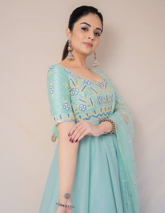 Sreemukhi Photo gallery