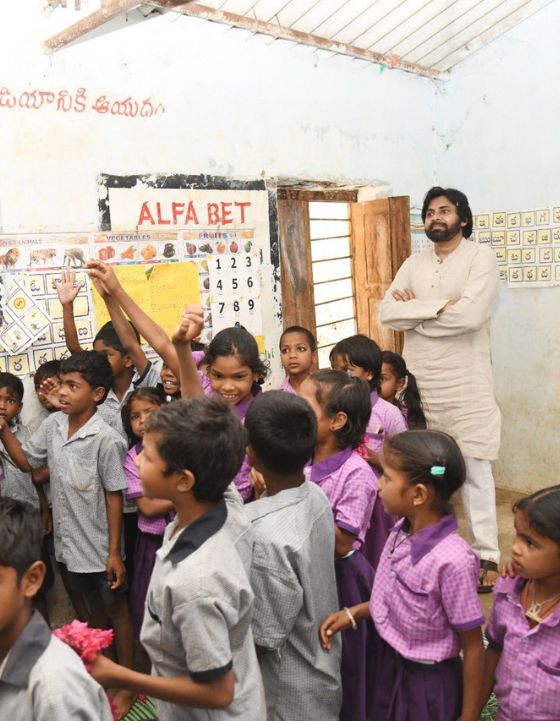 Pawan Kalyan Araku Tour Photo Gallery