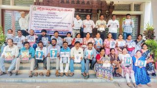 Faculty Members Protest(image credit:X)