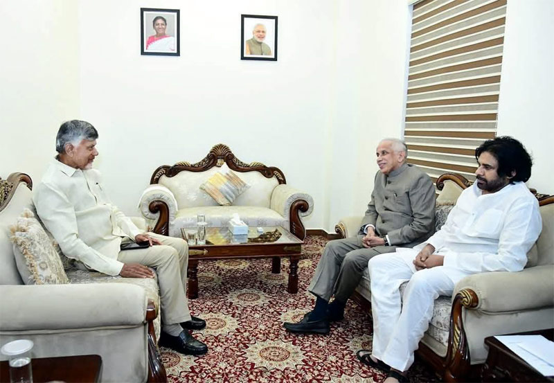Governer And Chandrababu