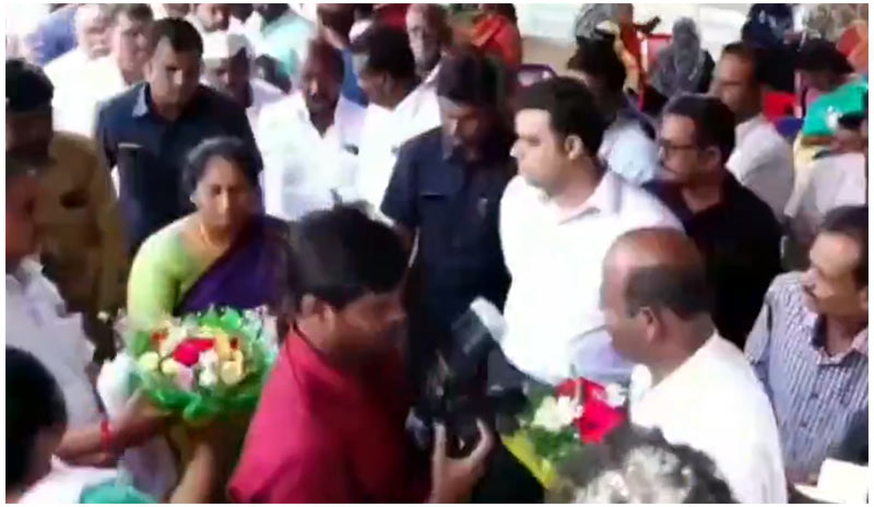 Savitha Bouquet issue