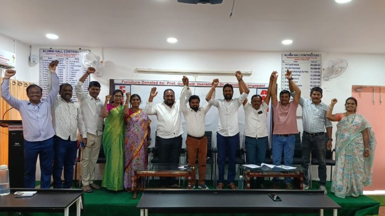 Teachers Association( image credit: swetcha reporter)