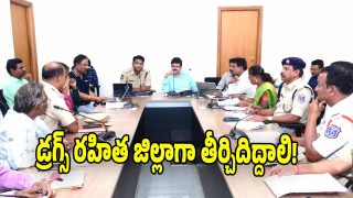 Collector Hanumantha Rao ( image credit: swetcha reporter)